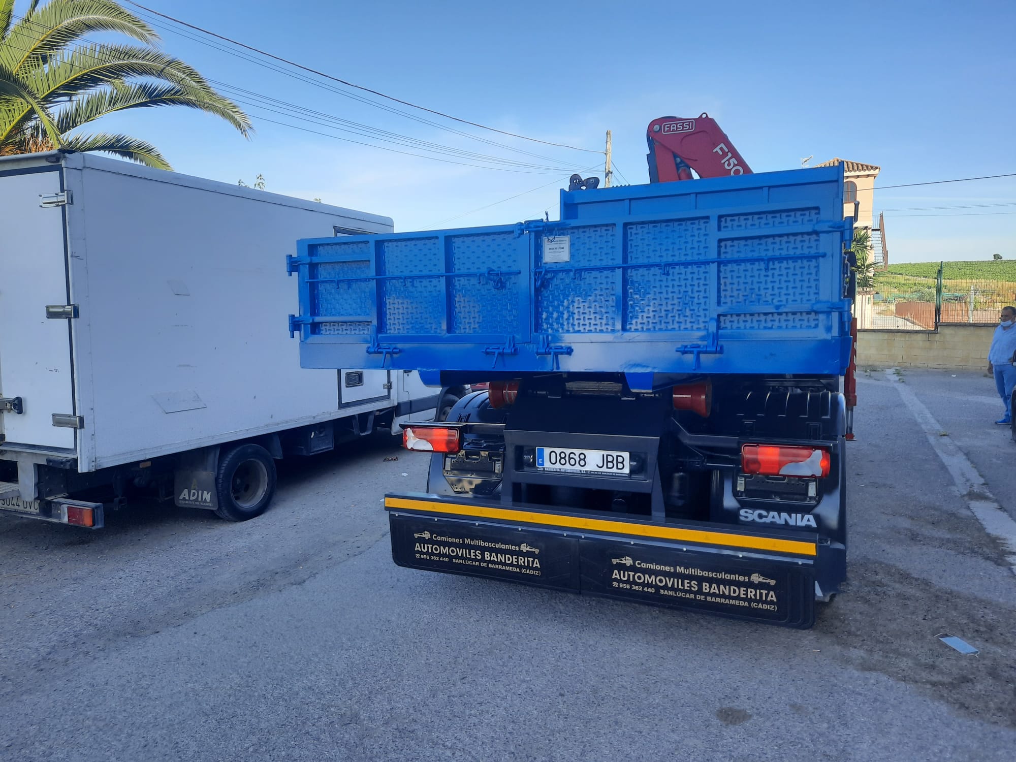 SCANIA PORTACONTENEDORES GRUA - Imagen 6