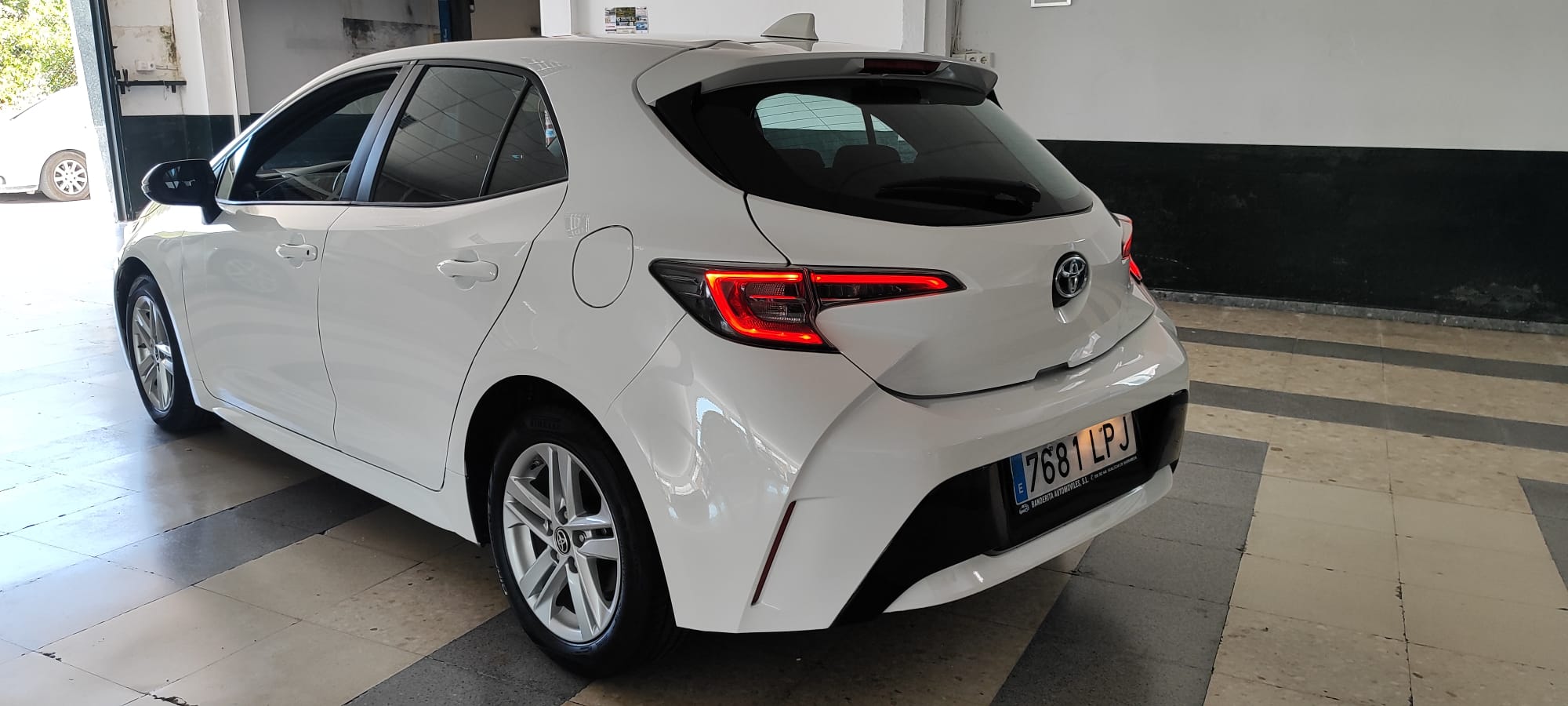 TOYOTA COROLLA 1.8 125H ACTIVE TECH E-CVT - Imagen 6