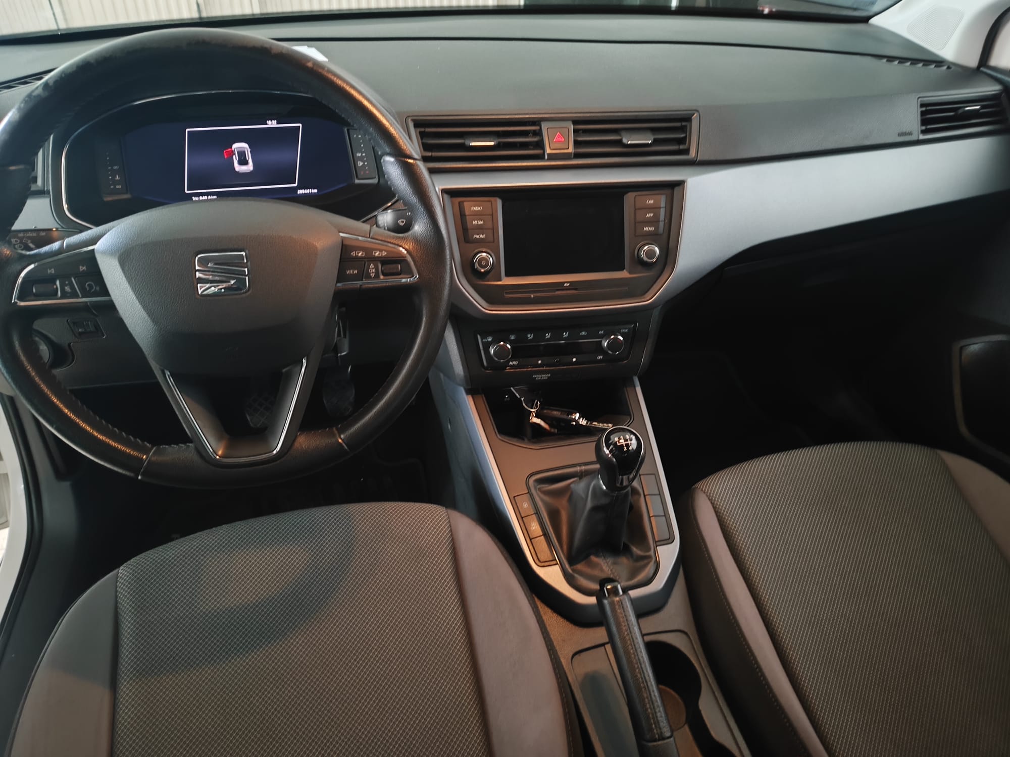 SEAT ARONA - Imagen 8