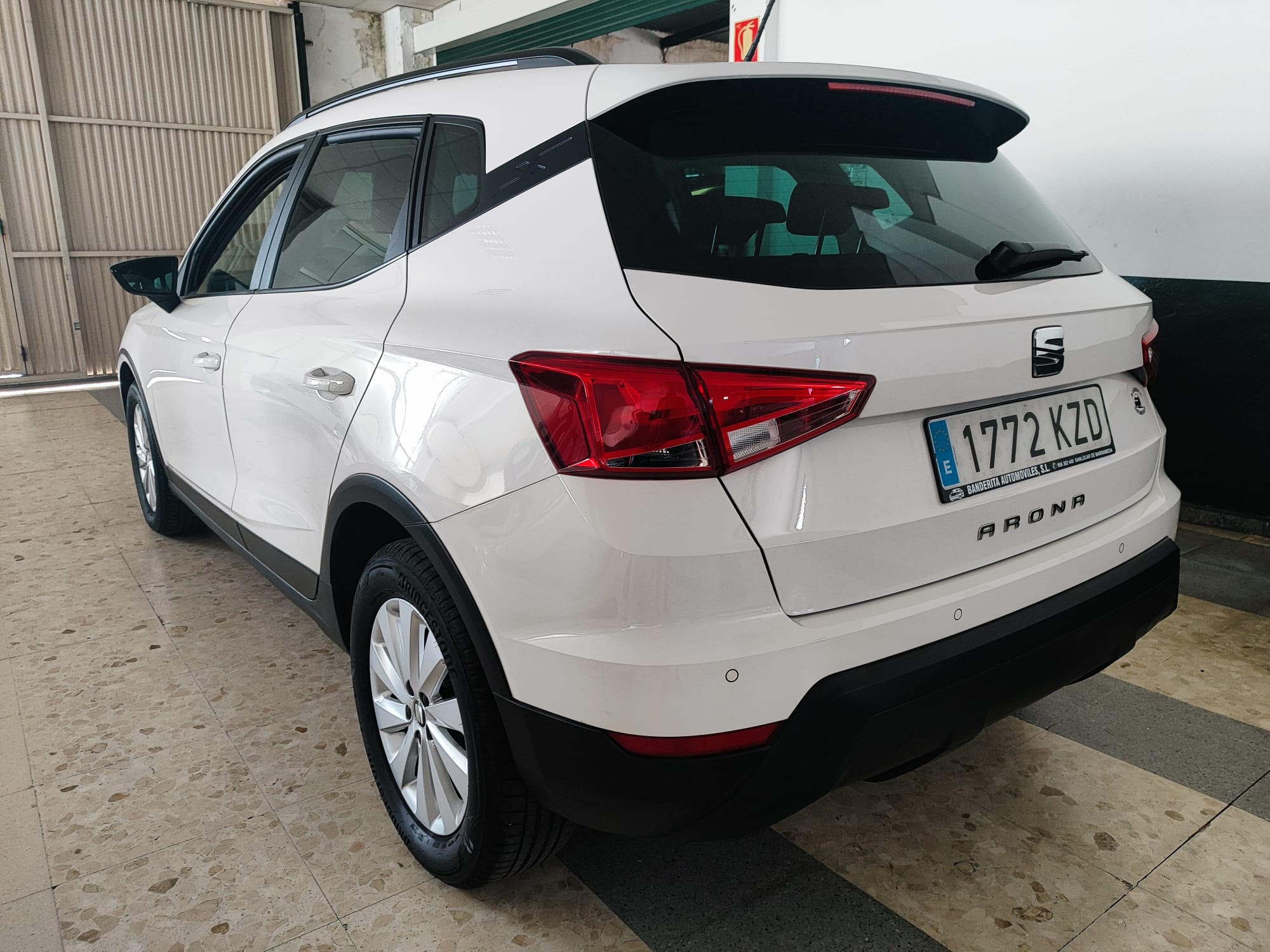 SEAT ARONA - Imagen 5