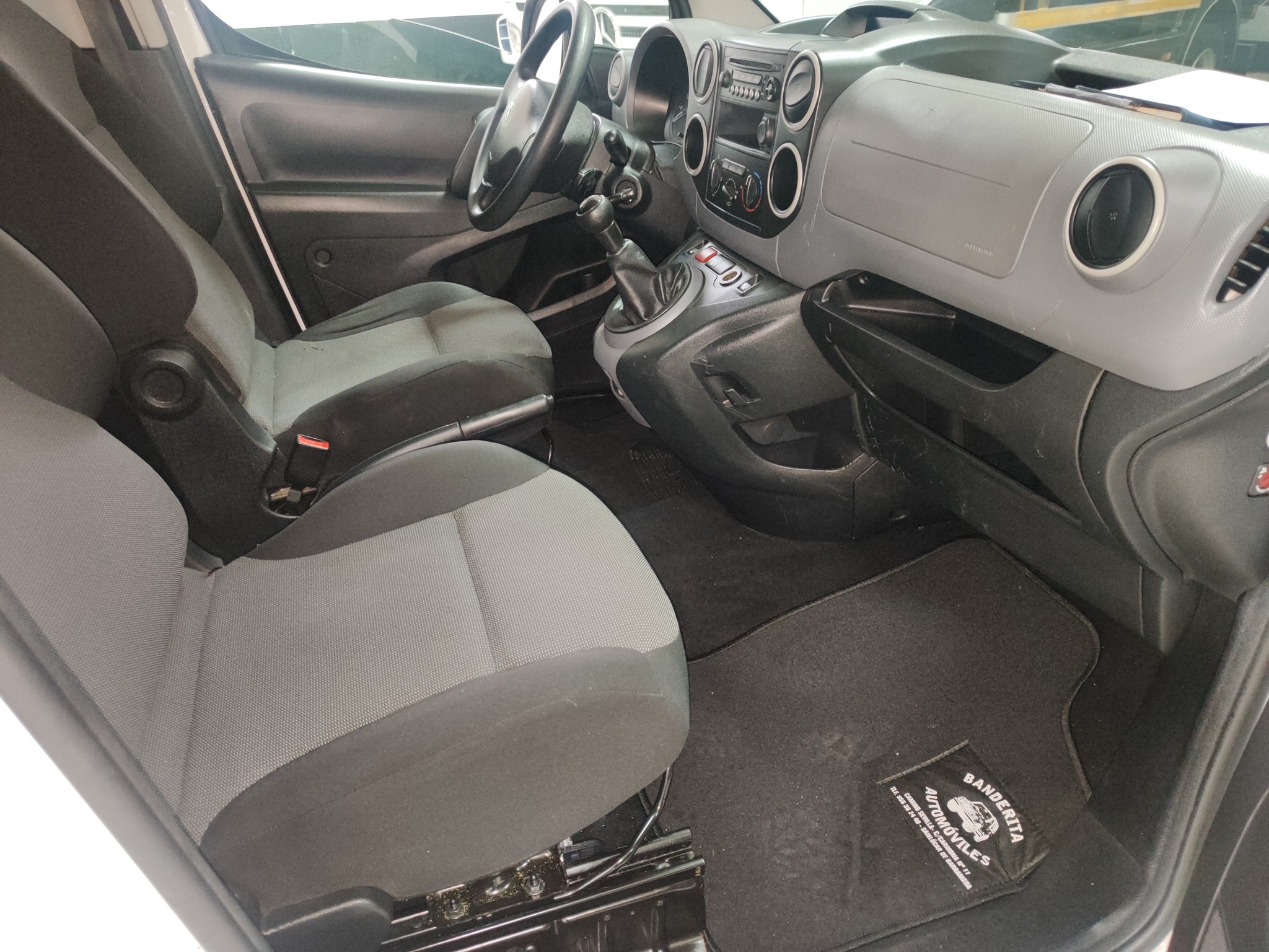 PEUGEOT PARTNER - Imagen 3